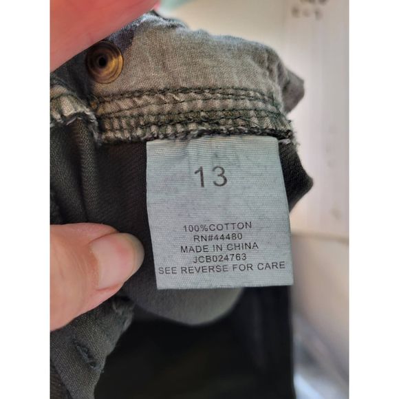 NWT Denim Mini Skirt Distressed Raw Hem Dark Green Size L 34" waist - Picture 5 of 6